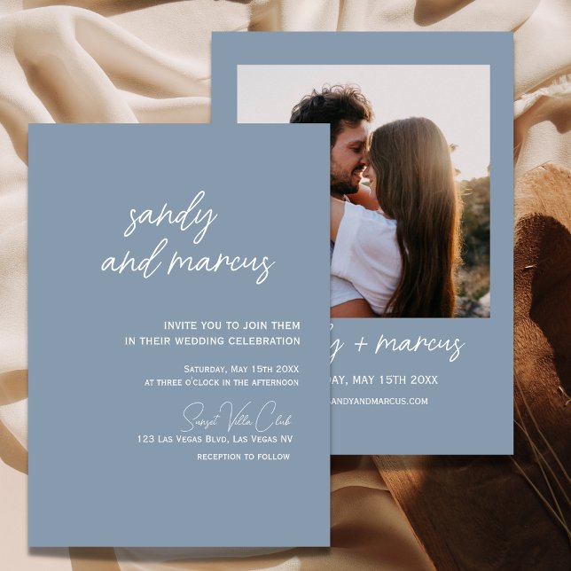 Dusty Blue Modern Photo Wedding Invitación a la bo (Subido por el creador)