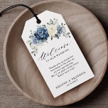 Dusty Blue Navy Champagne Boda etiqueta de regalo<br><div class="desc">Duste Boda floral azul celeste con un elegante ramo de azul marino, azul real , blanco , dorado, marfil de champán, rosa de color rubor , brotes de flores de ranunculus y hojas de eucalipto verde salado y elegante ramo de acuarela. Comuníquese conmigo para obtener ayuda sobre la personalización o...</div>