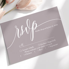 Dusty Lavender Simple Script Wedding Tarjeta RSVP