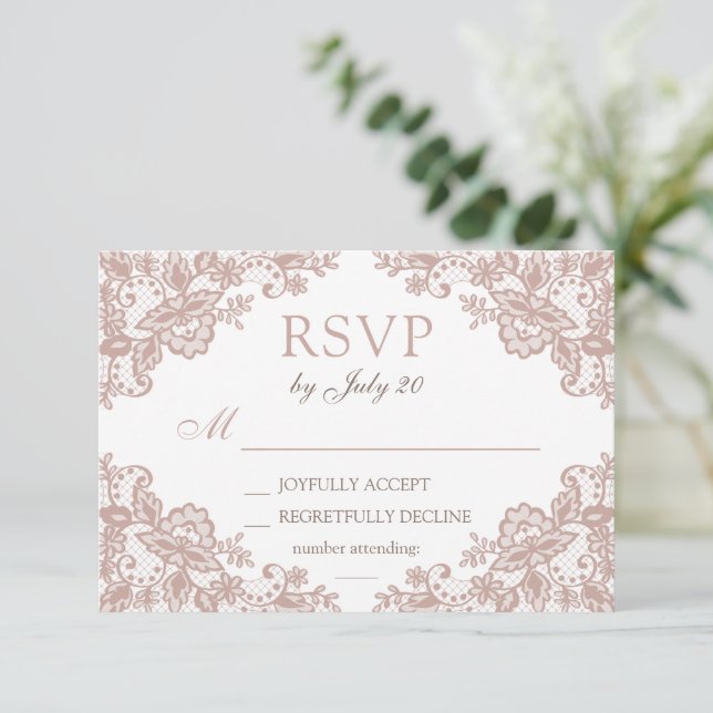 Dusty tarjeta rsvp de boda de encaje rosa (Anverso de pie)