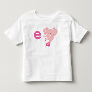 E está para la camiseta del elefante de Ellie