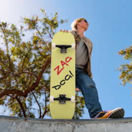Edgy Zag Dog Skateboard Amarillo