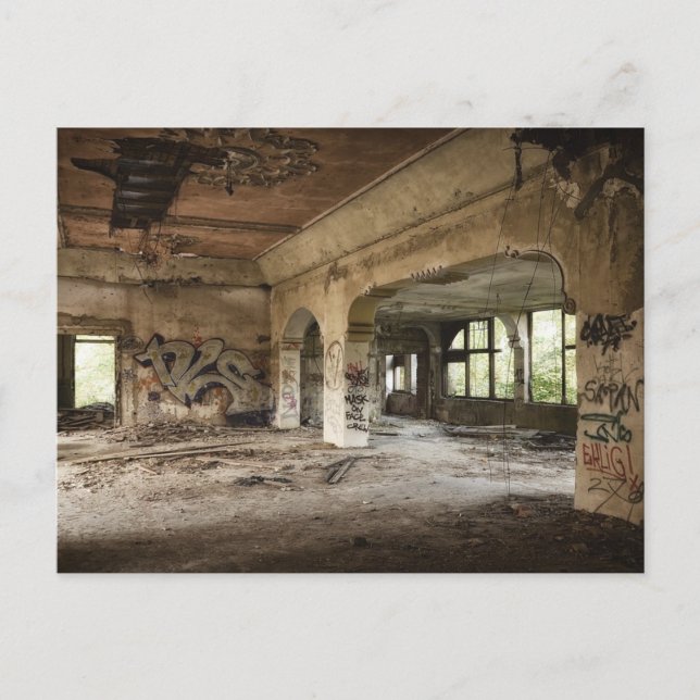 Edificio abandonado de izquierda a tarjeta postal  (Anverso)