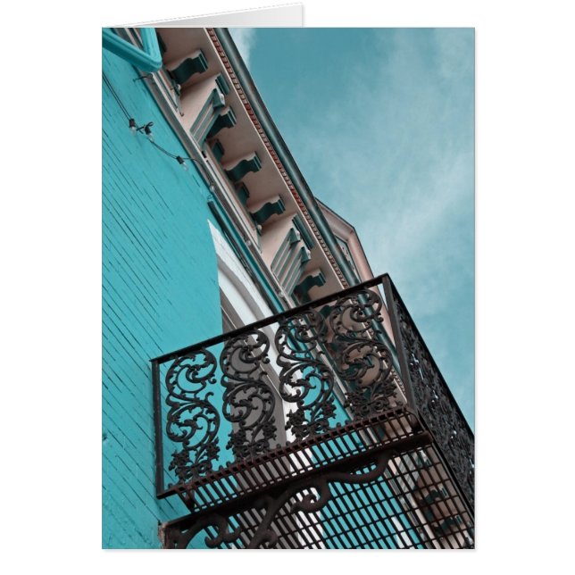 Edificio y Balcón (Frente)