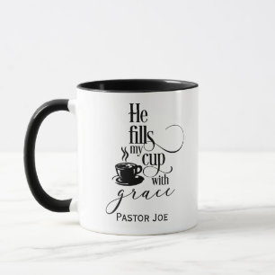 EDITABLE él llena mi taza de la taza de café de la