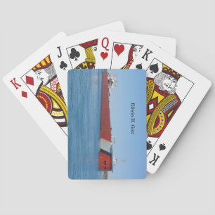 Edwin H. Gott jugando cartas