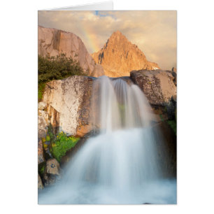 EE. UU., California, Bosque Nacional Inyo. Cascada