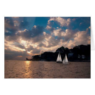 EE. UU., Massachusetts. Vela al atardecer