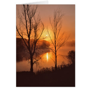 EE. UU., Nueva Inglaterra, Maine. Amanecer de otoñ