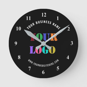 Ejemplo de reloj de pared con texto de logotipo de