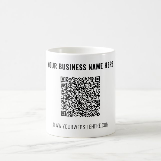 Ejemplo de taza de café con código QR y texto de m (Centro)