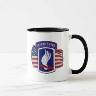 el 173o remiendo aerotransportado revisa la taza