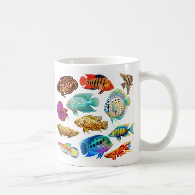 El acuario de agua dulce pesca la taza (Derecha)
