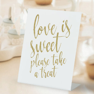 El amor es dulce, toma un regalo, Señal de mesa de
