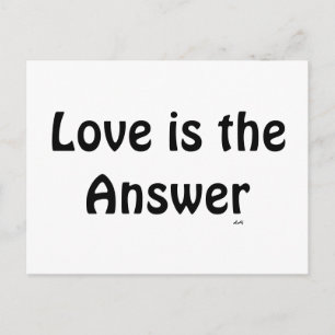 El amor es la respuesta negra en la postal blanca
