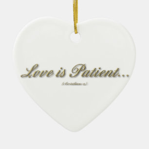 El amor es paciente, amor es ornamento bueno