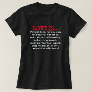 El amor es una camiseta cristiana amable y pacient
