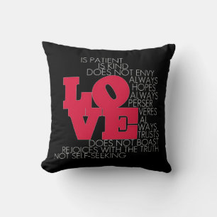 El amor nunca falla 2 almohada lateral (negra)