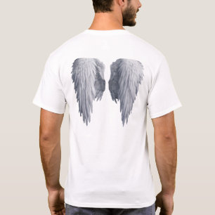 El ángel se va volando la camiseta