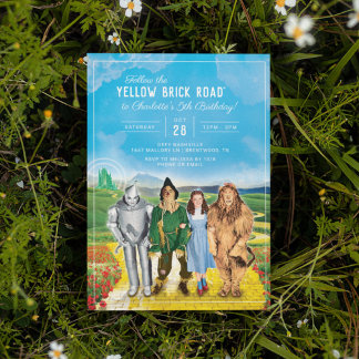 El asistente de la invitación de cumpleaños de Oz