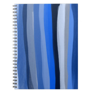 El azul sombrea el cuaderno