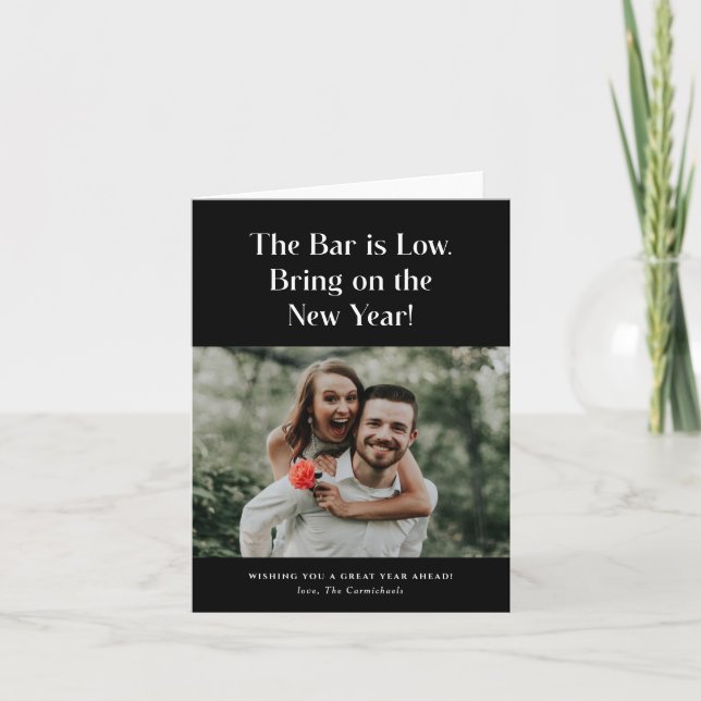 El bar es bajo, ¡llévenlo con tarjeta de Año Nuevo (Anverso)