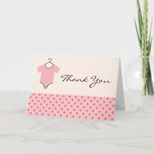 El bebé rosado le agradece las tarjetas