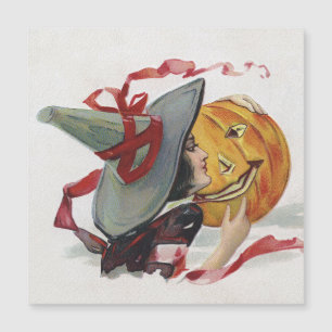 El Beso de la Bruja: una Calabaza de Halloween