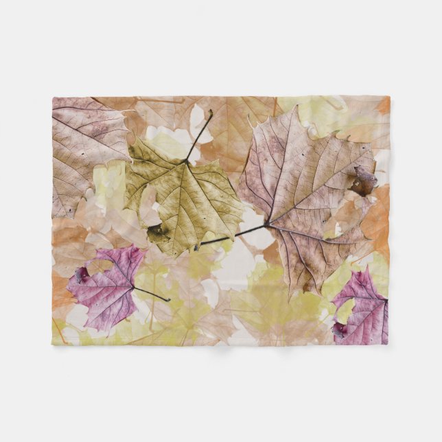 el "caer deja" la MANTA de REVESTIMIENTO del otoño (Frente (Horizontal))