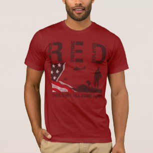 El camisetas rojo de viernes recuerda cada uno