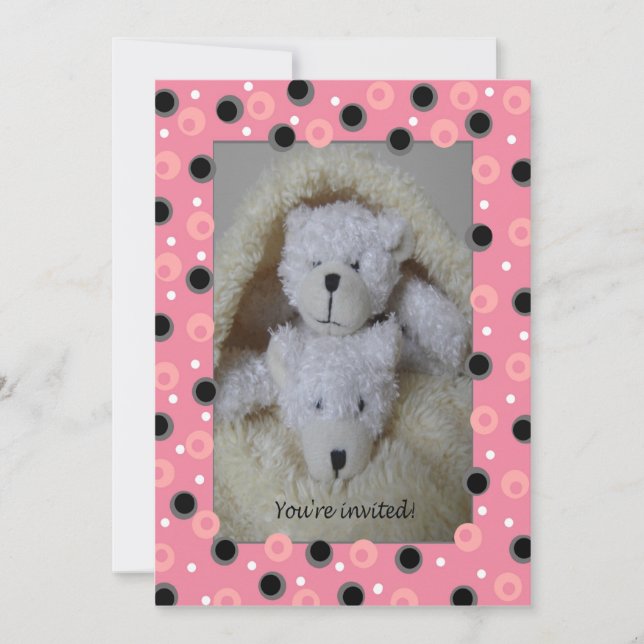 El chica gemelo lleva una invitación para una duch (Anverso)