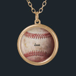 El collar de las mujeres personalizadas del<br><div class="desc">Un regalo maravilloso para una mamá del equipo o un fan femenino más grande del béisbol.  Final del oro y texto de la imagen impresa y del personalizado. Usted puede incluso cargar su propia foto en lugar de esta imagen resistida del béisbol. 

Foto original del béisbol de Becky Nimoy</div>