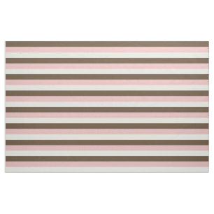El color napolitano raya la tela del modelo