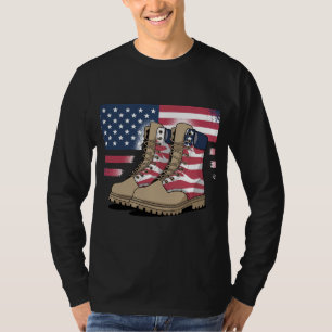El combate patriótico bota camiseta de la bandera