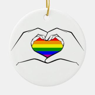 El corazón da el amor LBGTQ+ Ornamento del ORGULLO