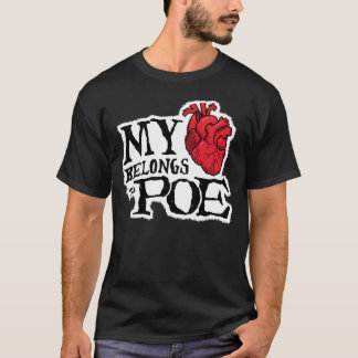 El corazón pertenece a la camiseta de la oscuridad