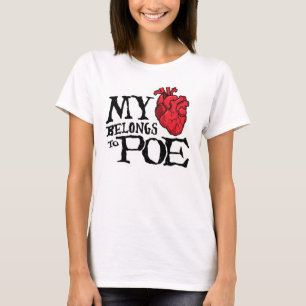 El corazón pertenece a la camiseta de las mujeres