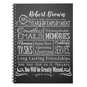 El cuaderno personalizado del retiro añade nombre