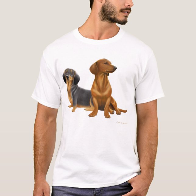 El Dachshund persigue la camiseta (Anverso)