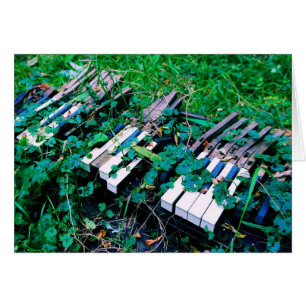 El día en que la música murió - una tarjeta interi