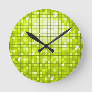 El disco teja el reloj de pared de la cal