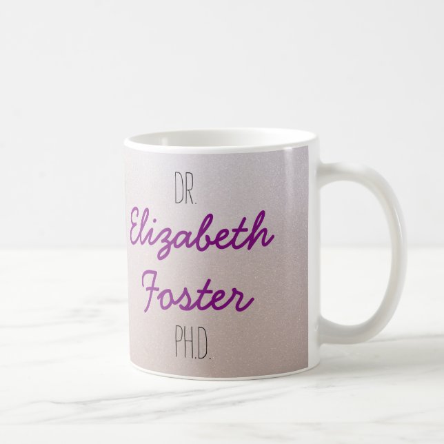 El Dr. (su nombre) taza de la graduación del PhD (Derecha)