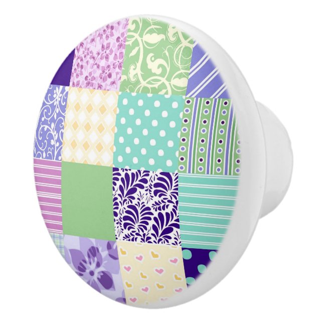 El edredón de remiendo bonito inspiró el tirador (Derecha)