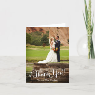 El estallar con gracias dobló la tarjeta de nota