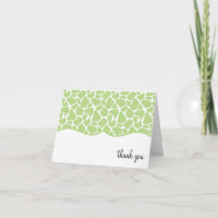 El estampado de girafa verde le agradece las notas