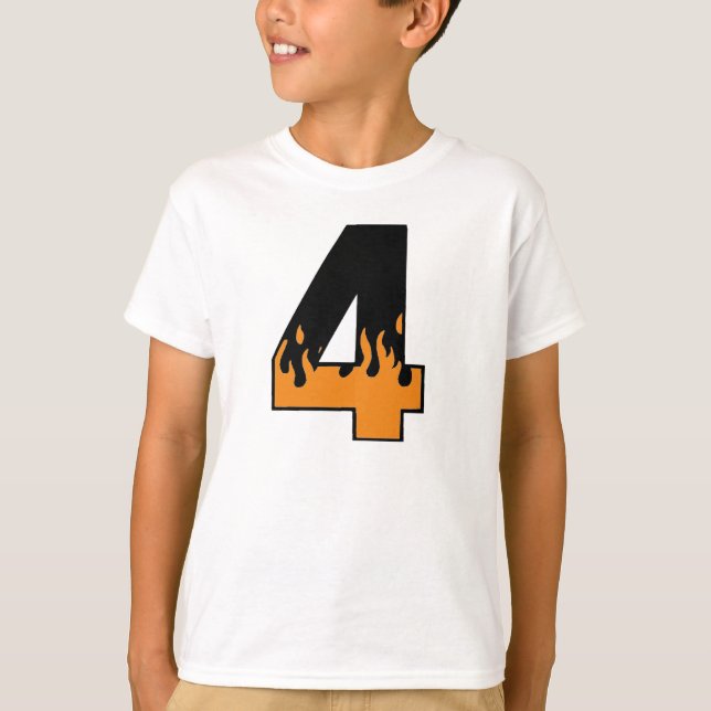 El flamear camiseta de 4 cumpleaños (Anverso)