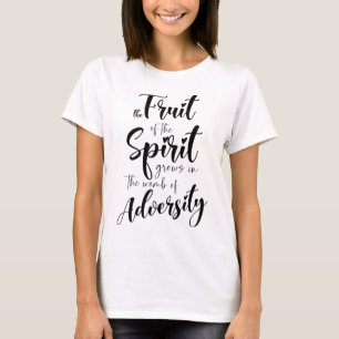 El fruto del Espíritu crece en la camiseta del vie