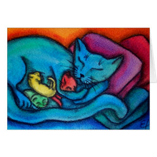 El gato de la mamá ama sus gatitos