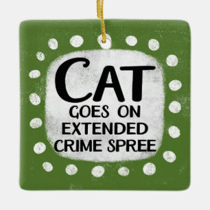 El Gato Está En El Ornamento Extendido De Crimen