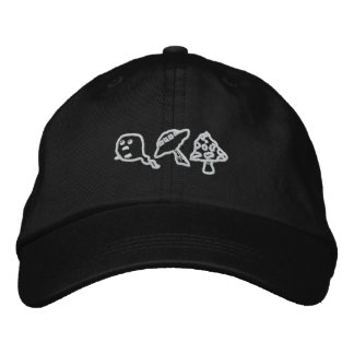 El gorra Ghosts Ufos & Mushrooms.